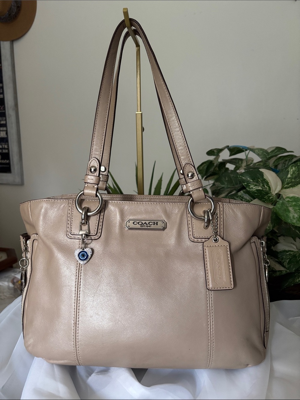 Coach Leather Shoulder Tote in Blush Pink